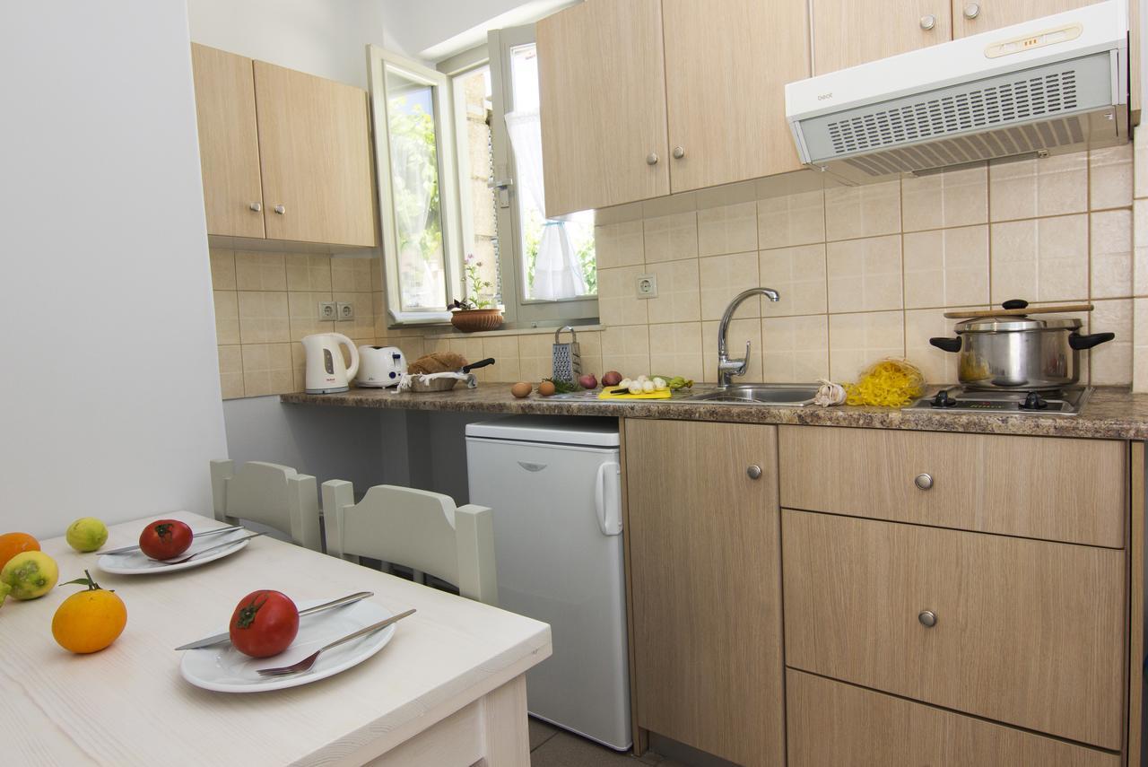 Madena Apartment *
